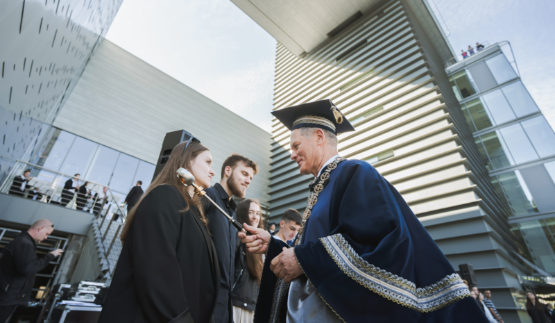 Naujokų įšventinimas į studentus – ypatinga VILNIUS TECH tradicija